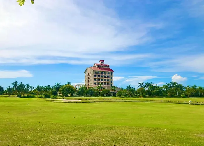 Resort Queens Island Golf And