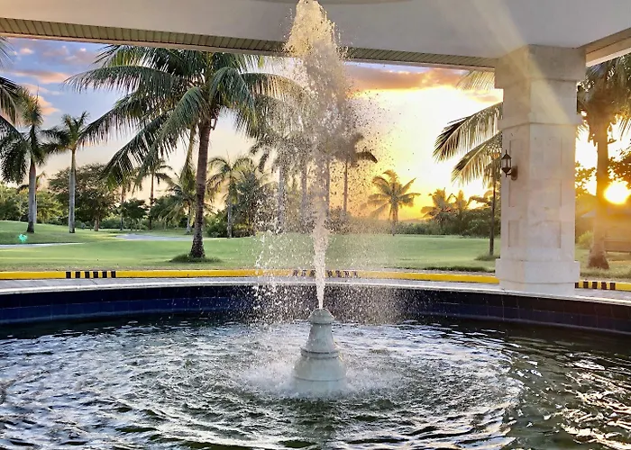 Resort Queens Island Golf And Medellin