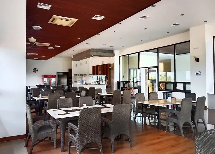 Resort Queens Island Golf And